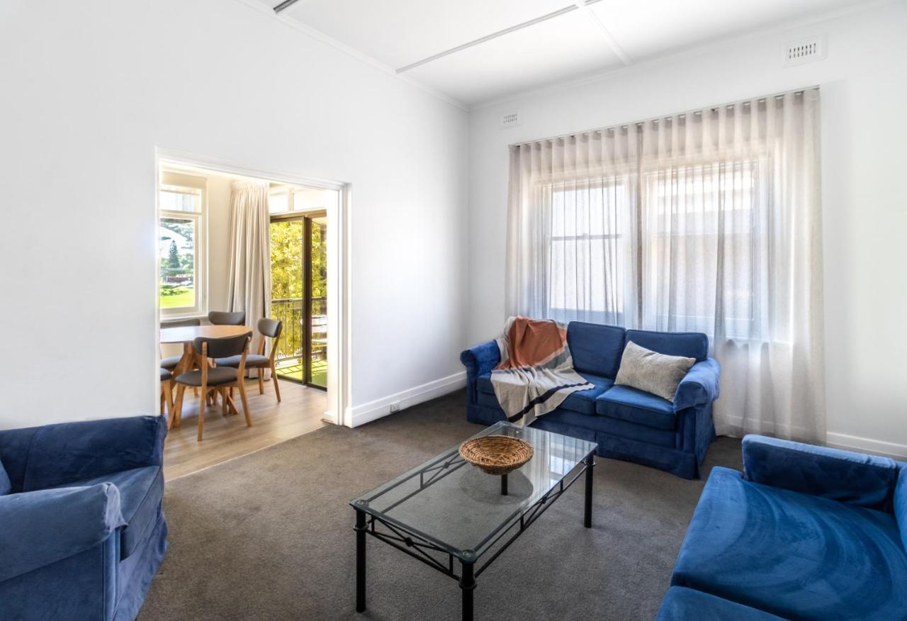 Bayview Apartments Glenelg Adelaide Exterior photo