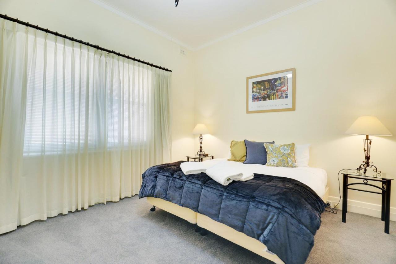 Bayview Apartments Glenelg Adelaide Exterior photo