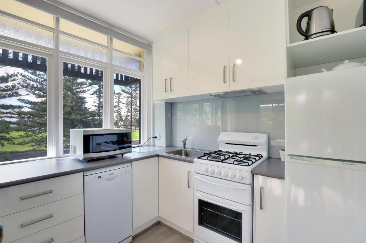 Bayview Apartments Glenelg Adelaide Exterior photo