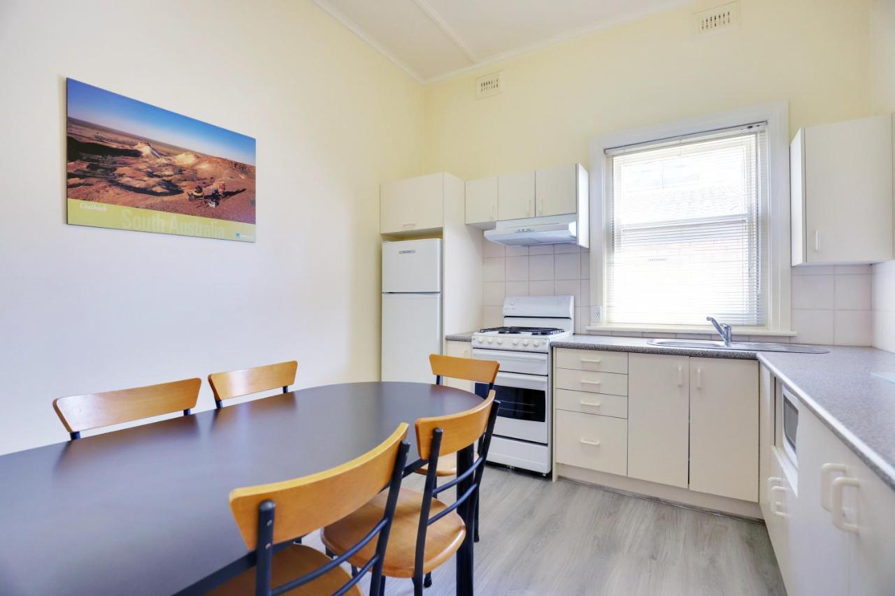 Bayview Apartments Glenelg Adelaide Exterior photo