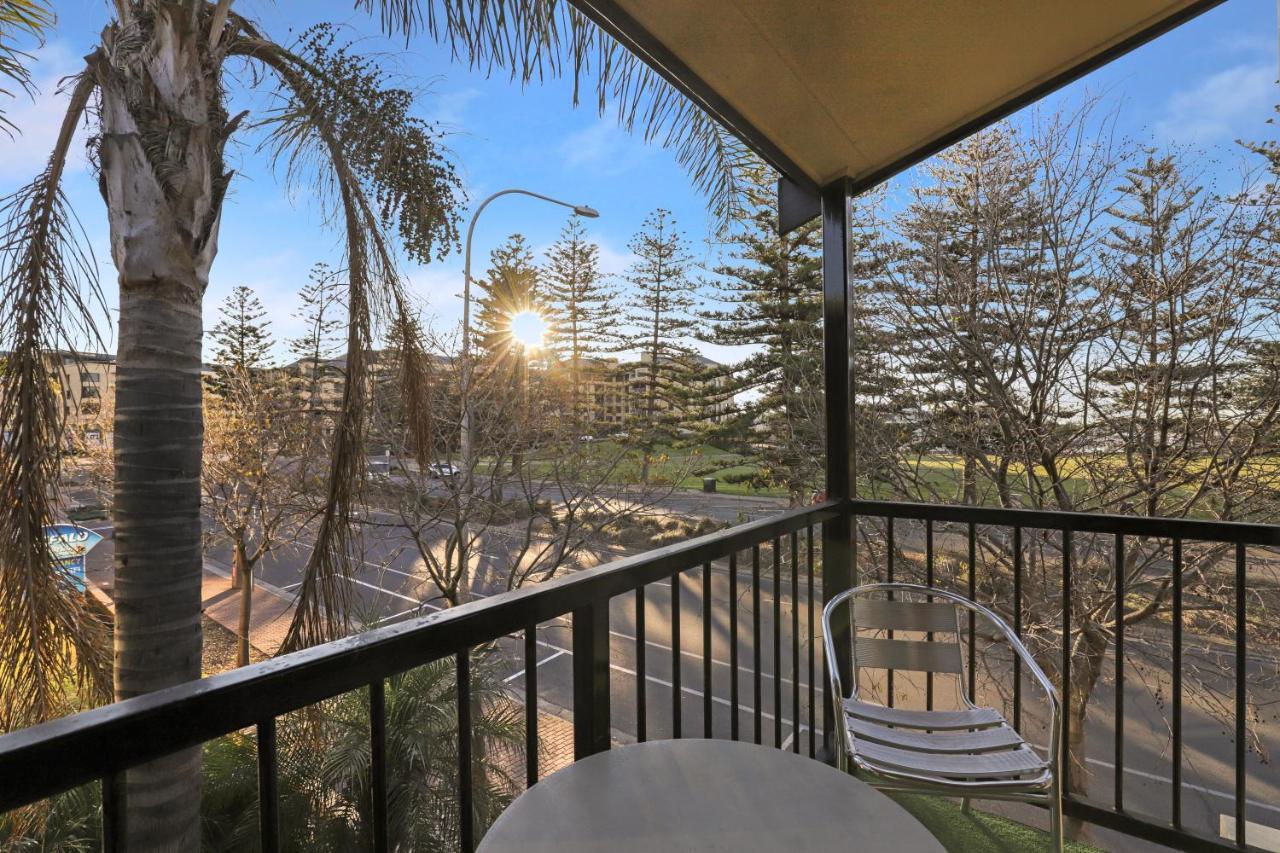 Bayview Apartments Glenelg Adelaide Exterior photo