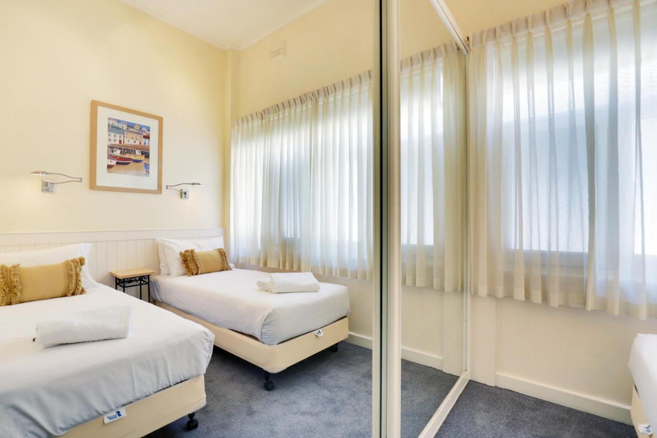 Bayview Apartments Glenelg Adelaide Exterior photo